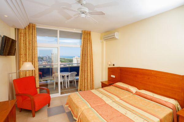 Hotel Tres Anclas (Gandia)